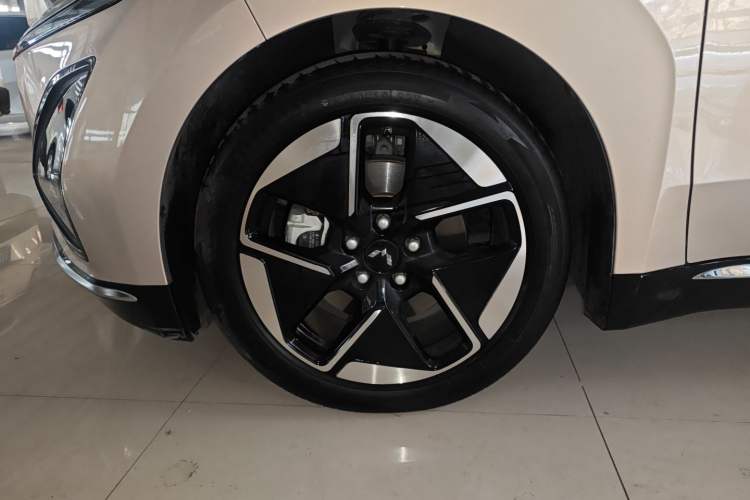Used Wuling Xingguang 2024 Co-Creation Edition 510 Advanced Model

