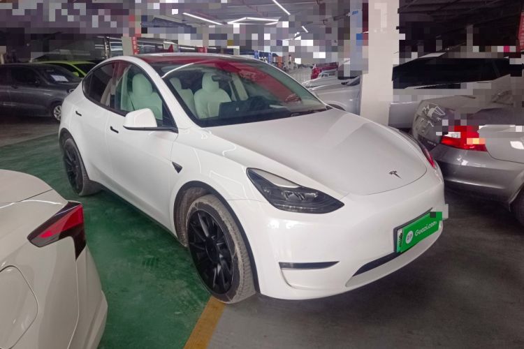 Used Tesla Model Y 2022 Long-Range All-Wheel-Drive Version
