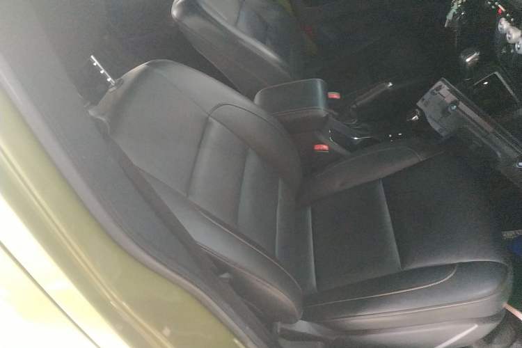 Used  BJ40 2016 40L 2.3T Automatic All-Wheel Drive Premium Edition
