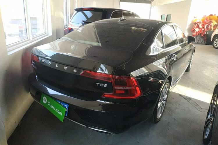 Used Volvo S90 2020 T5 Zhiyi Luxury Edition