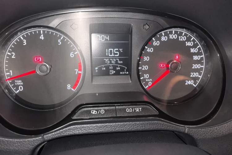 Used Volkswagen Polo 2016 1.4L Manual Fashion Model
