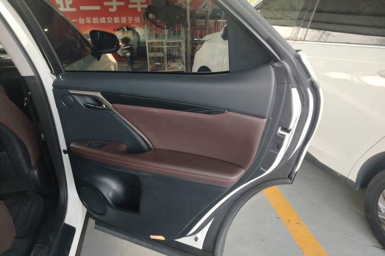 Used Lexus RX 2020 Revised Version 300 Two-Wheel Drive Comfort Edition
