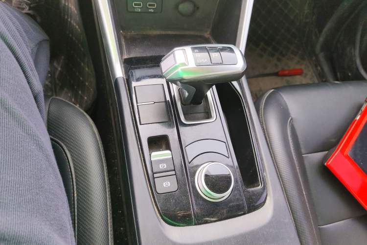 Used Great Wall Poer 2021 2.0T Commercial Version Automatic Diesel Two-Wheel Drive Elite Trim with Long Bed – GW4D20M
