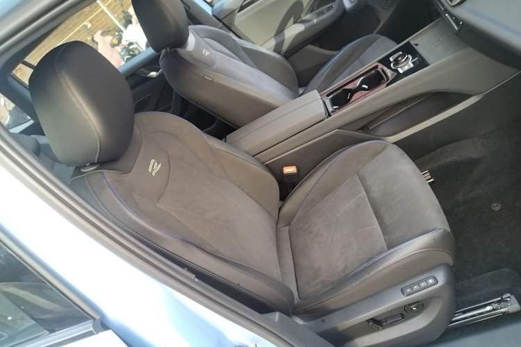 Used Volkswagen Tiguan L 
