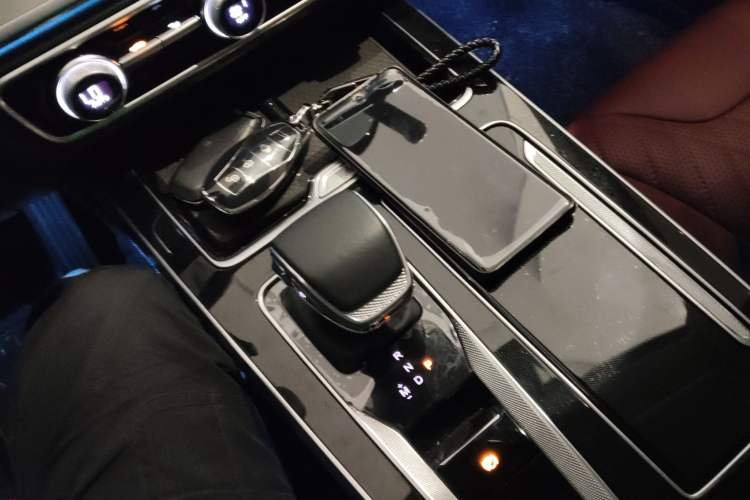 Used Hongqi HS5 2023 2.0T Qixiang Pro Edition
