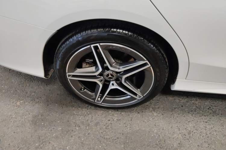 Used Mercedes-Benz C-Class 2020 Facelifted C 260 Estate
