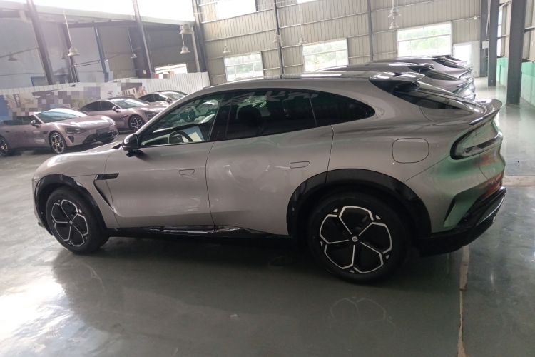 Used  YU7 2025 Ultra-Long Range Rear-Wheel Drive Version
