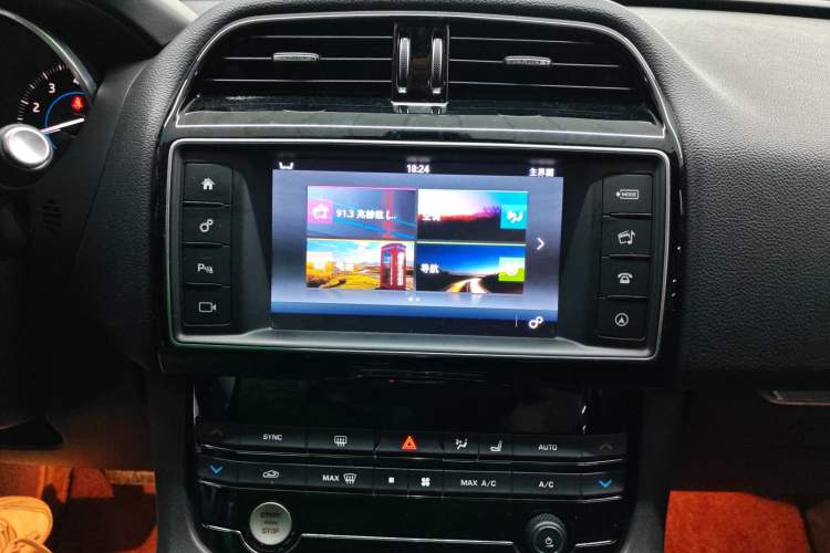 Used Jaguar F-PACE 2016 2.0T Two-Wheel Drive Urban Luxury Edition
