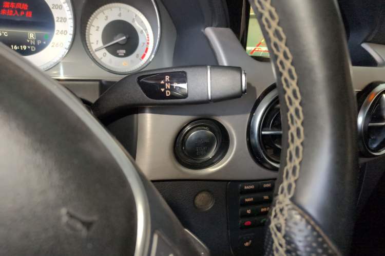 Used Mercedes-Benz GLK-Class 2013 Facelift GLK 300 4MATIC Fashion Edition