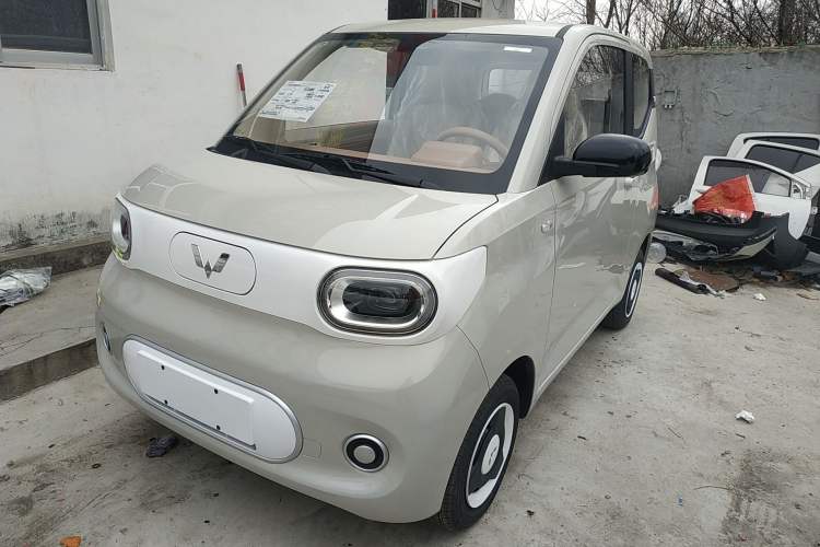 Used Wuling Hongguang MINIEV 2024 3rd Generation 215km Youth Edition