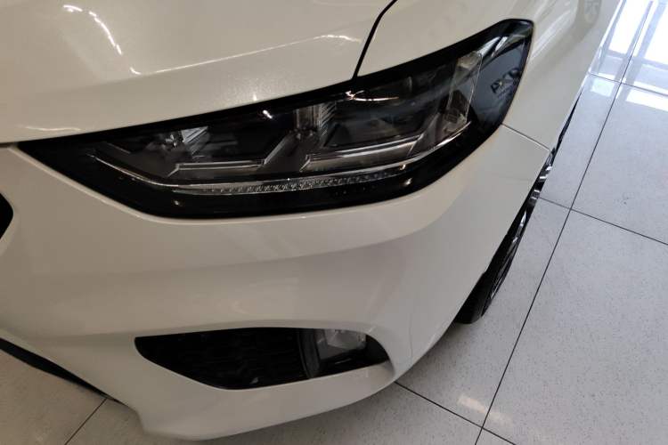 Used Wey VV5 2017 2.0T Flagship Edition
