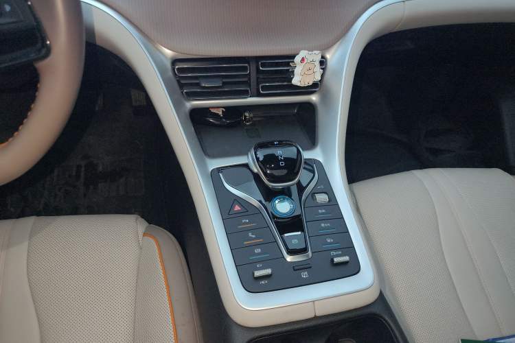 Used BYD Song Pro New Energy 2024 HONOR Edition DM-i 110KM Excellence Model
