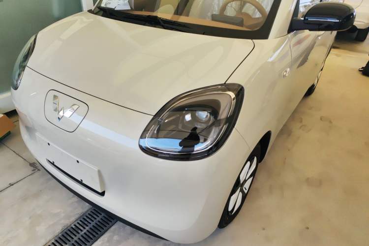 Used Wuling Hongguang MINIEV 2025 Four-Door Version Advanced Edition