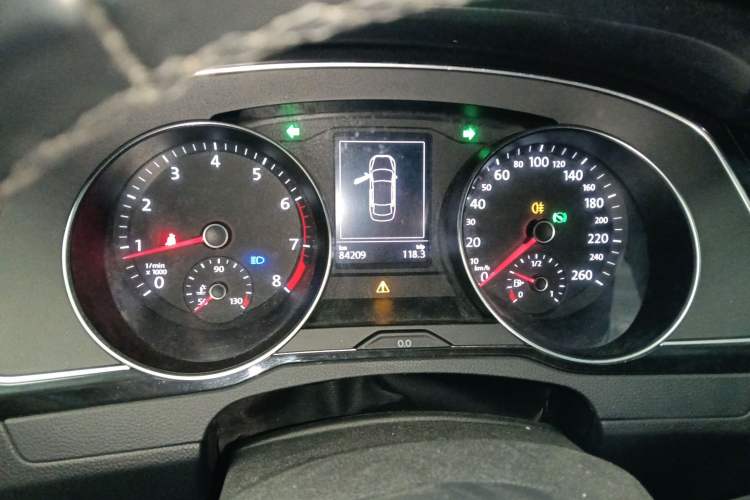 Used Volkswagen Magotan 2018 330TSI DSG Advanced Model
