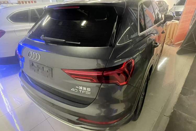 Used Audi Q3 2022 40 TFSI Fashion Dynamic Model