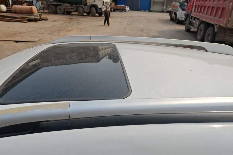 Used  Refine S3 2014 1.5L CVT Luxury Smart Model