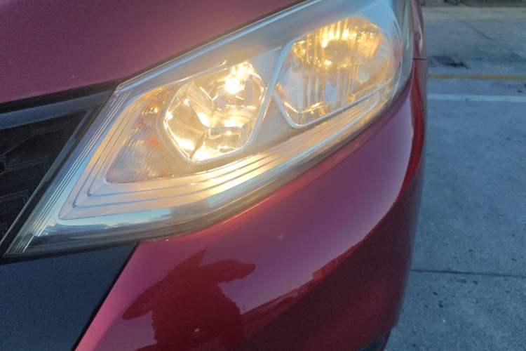 Used Nissan Tiida 2016 1.6L CVT Smart Drive Edition
