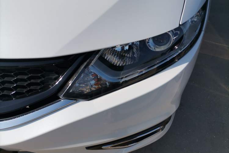 Used Honda Jade 2016 1.8L Automatic Comfort Elite Version 5 Seats
