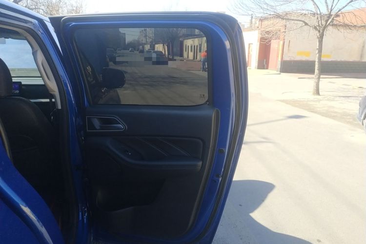 Used Great Wall Poer 2023 2.0T Commercial Version Manual Diesel Two-Wheel Drive Elite Trim Standard Box GW4D20M
