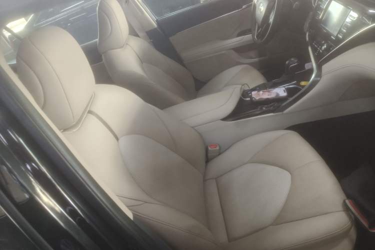 Used Toyota Camry 2018 2.0G Luxury Edition