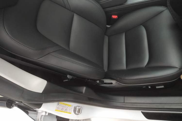 Used Tesla Model 3 2021 Standard Range Rear-Drive Upgraded Version
