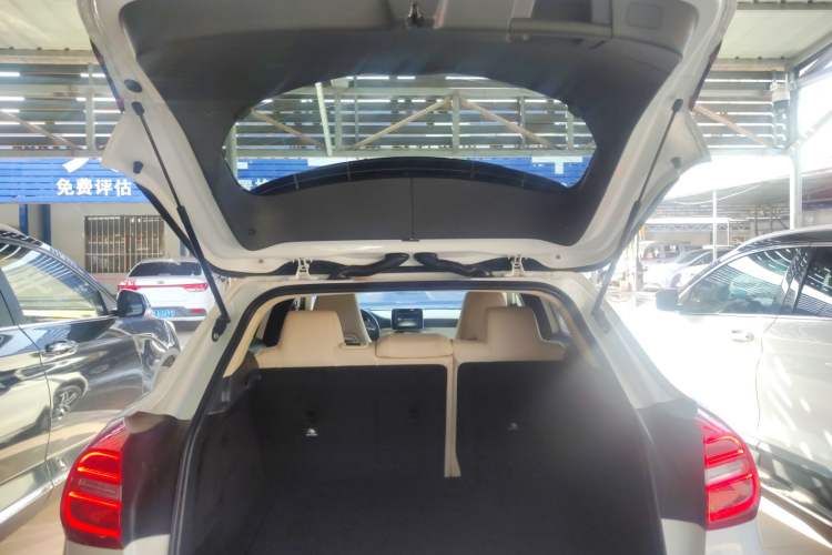 Used Mercedes-Benz GLA 2016 GLA 200 Fashion Model
