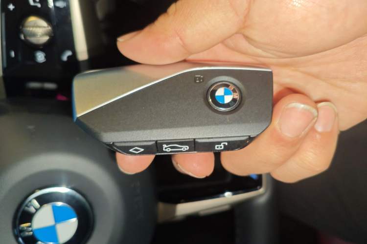 Used BMW 5 Series 2025 530Li Luxury Edition M Sport Package
