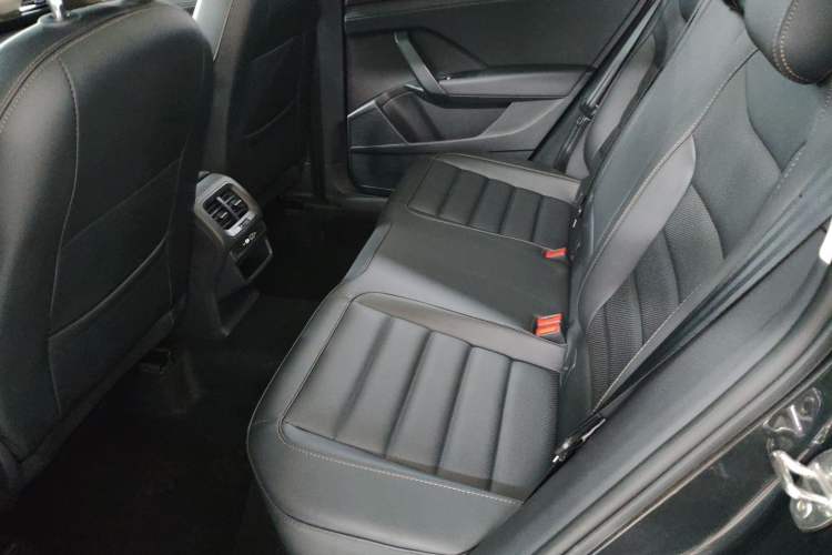 Used Volkswagen Tharu 2022 280TSI Two-Wheel-Drive Luxury Edition