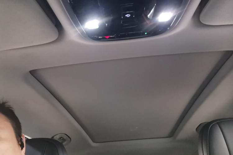 Used  Stellar 2023 400T Two-Wheel Drive Comfort Edition
