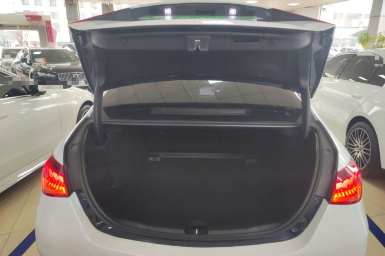 Used Mercedes-Benz C-Class 2023 Restyled C 260 L Sport Edition
