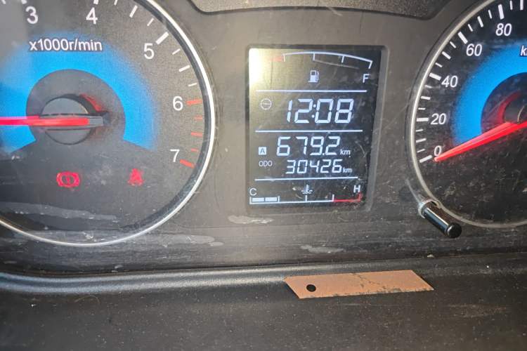 Used Dongfeng Fengon 330 2014 1.5L Manual Utility Version DK15