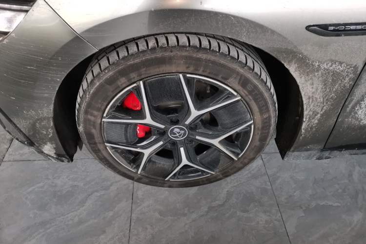 Used BYD Han 2023 EV Champion Edition 715KM Front-Drive Prestige Model
