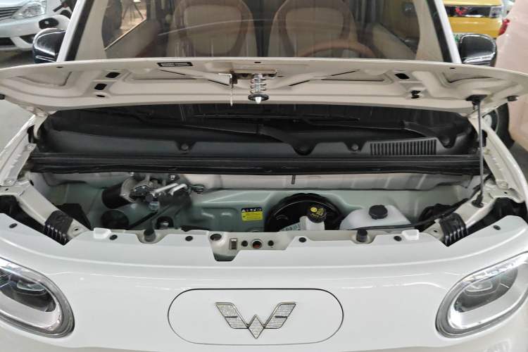 Used Wuling Hongguang MINIEV 2024 3rd Generation 215km Advanced Version
