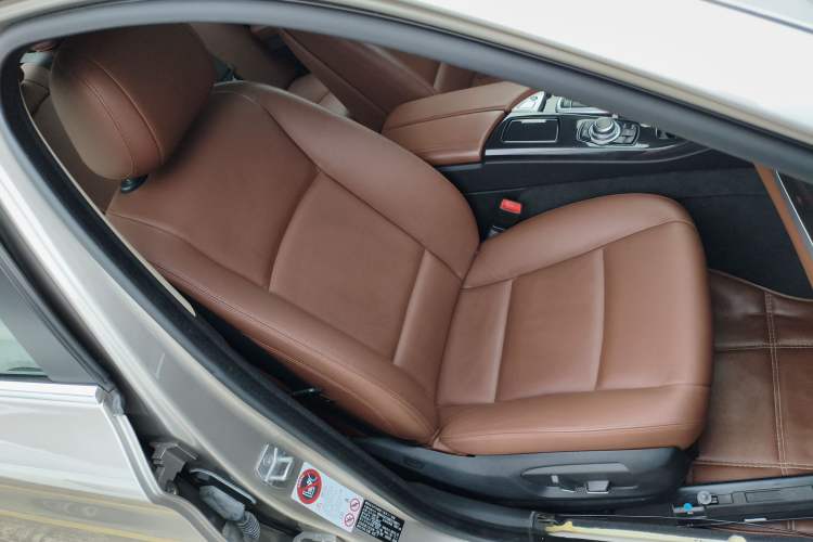 Used BMW 5 Series 2014 520i Elegant Edition