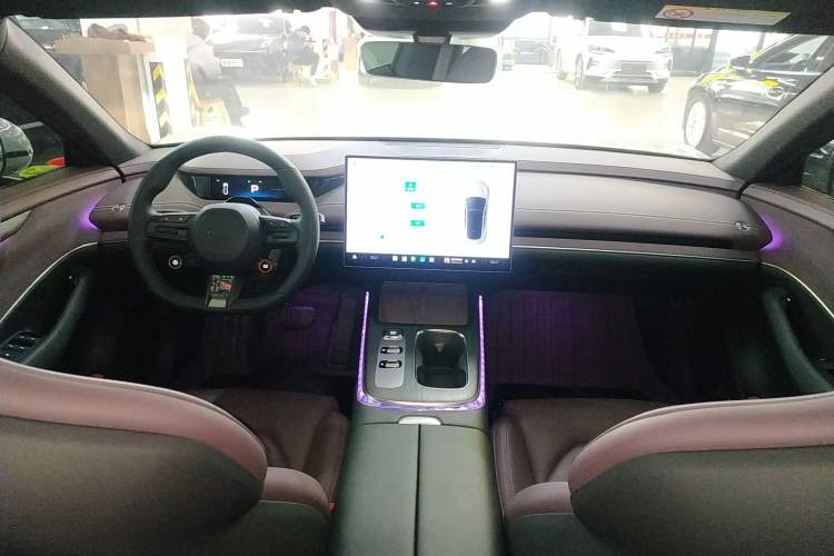 Used  SU7 2024 Rear-Drive Long-Range Intelligent Driving Version
