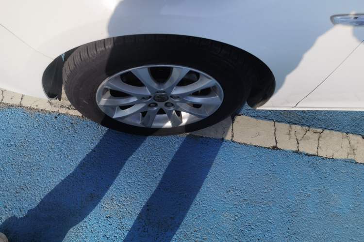 Used Buick GT 2013 XT 1.6L Automatic Fashion Edition