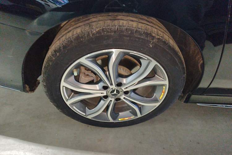 Used Mercedes-Benz E-Class 2020 Restyled E 300 L Sporty and Stylish Edition
