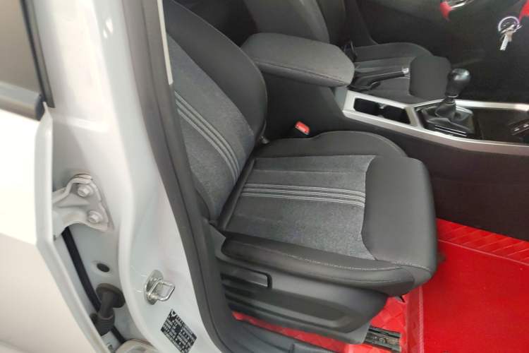 Used Wuling Jiachen 2022 1.5L Manual Enjoyment Elite Model