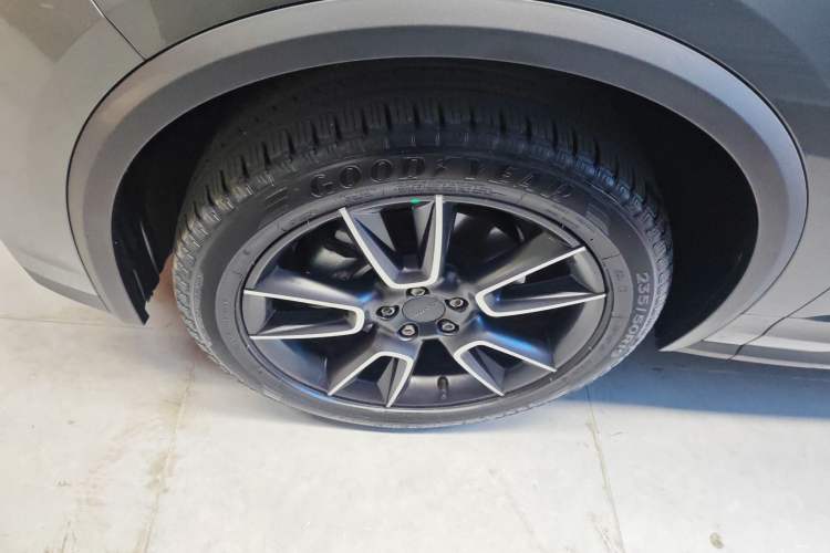 Used Lynk & Co 01 2021 2.0TD Two-Wheel-Drive Pro Trim