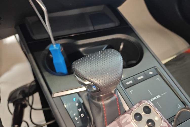 Used Lexus UX 2020 260h F SPORT All-Wheel-Drive Version
