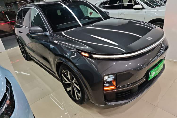 Used Li Auto L8 2023 Max model
