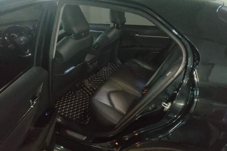 Used Toyota Camry 2019 2.0G Luxury Edition China VI Standard
