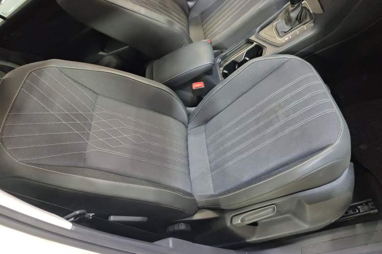 Used Volkswagen Tiguan L 2022 330TSI Automatic Two-Wheel Drive Comfort Edition
