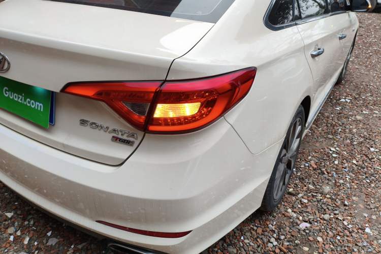 Used Hyundai Sonata 2015 1.6T GLX Advanced Model
