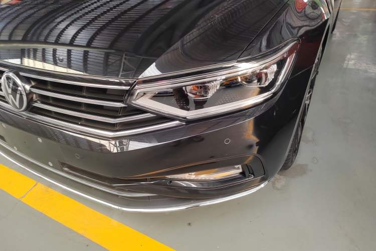 Used Volkswagen Magotan 2020 330TSI DSG Luxury Edition
