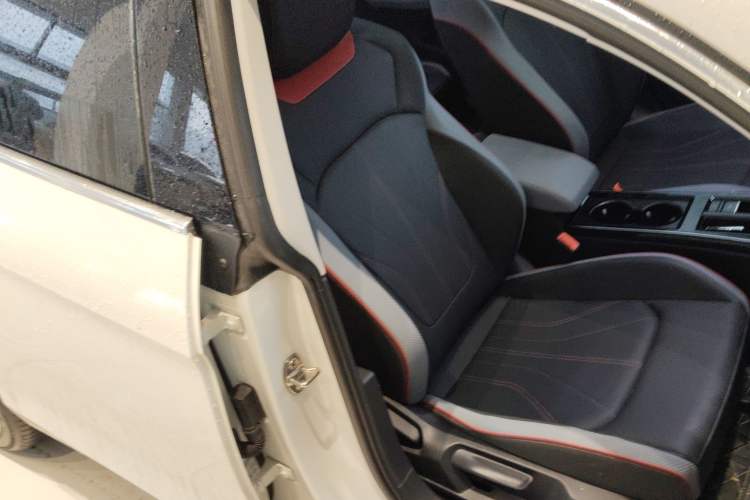 Used Volkswagen Lamando 2024 Lavida L 280TSI DSG Cool & Spicy Edition