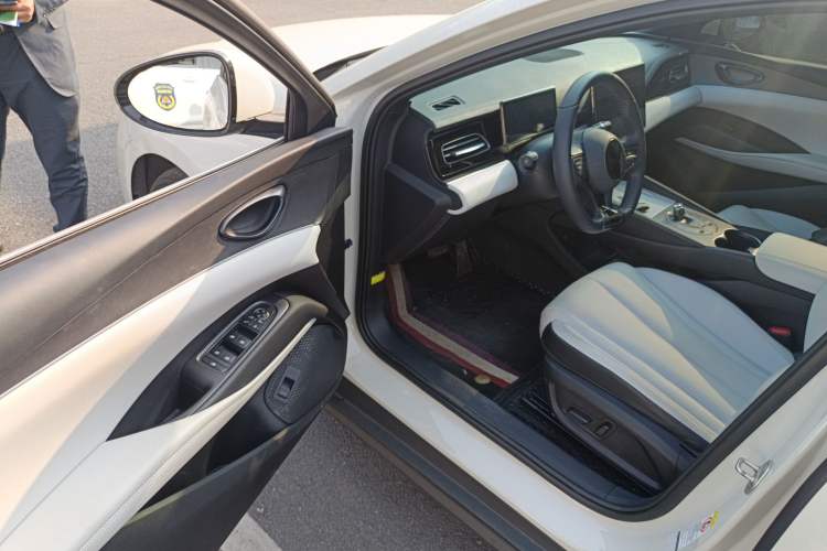 Used BYD Seal 06 New Energy 2024 DM-i 120KM Prestige Model