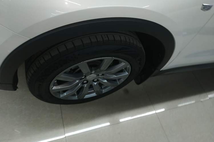 Used Cadillac XT4 2021 28T Two-Wheel Drive Luxury Version