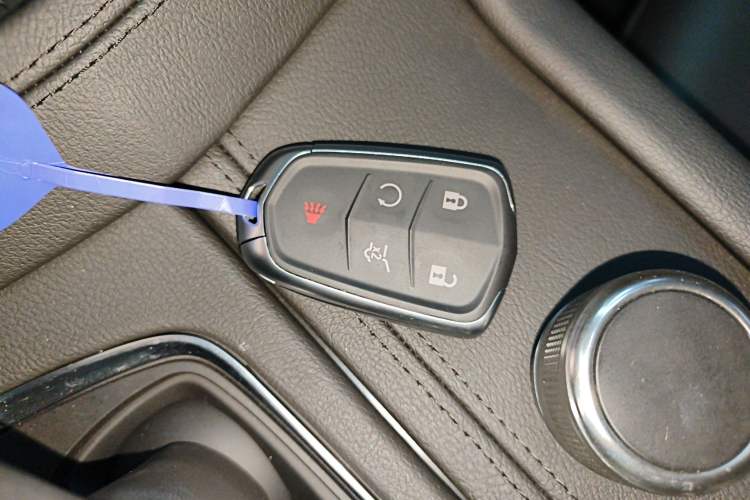 Used Cadillac XT5 2022 2.0T Two-Wheel Drive Luxury Version