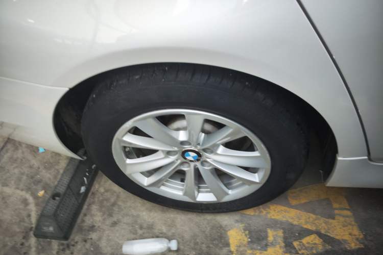 Used BMW 5 Series 2015 520i Elegant Edition
